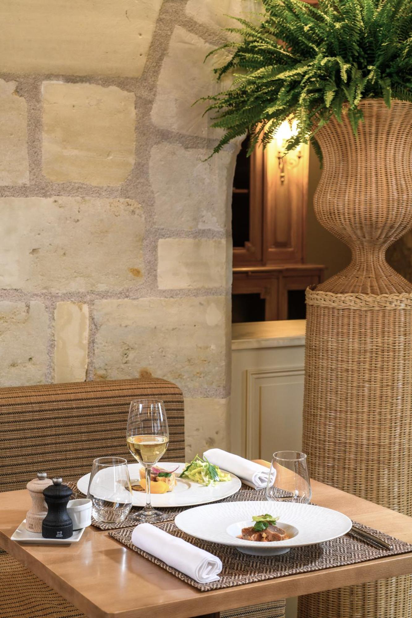 Hotel Les Hautes Roches Rochecorbon Eksteriør billede
